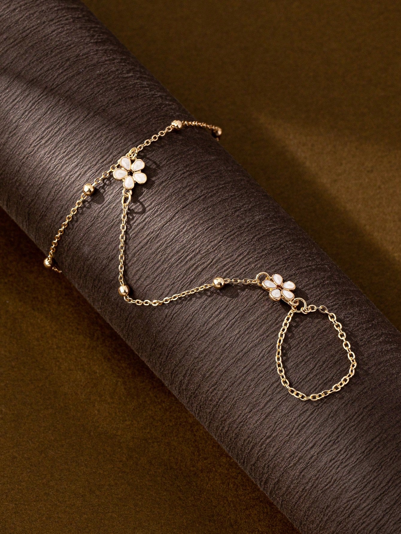1pc Fashion Pearl Chain Finger Ring, Delicate Bracelet Suitable For Women's Daily Wear, Beach Jewelry & Accessories (Random Bead Count)