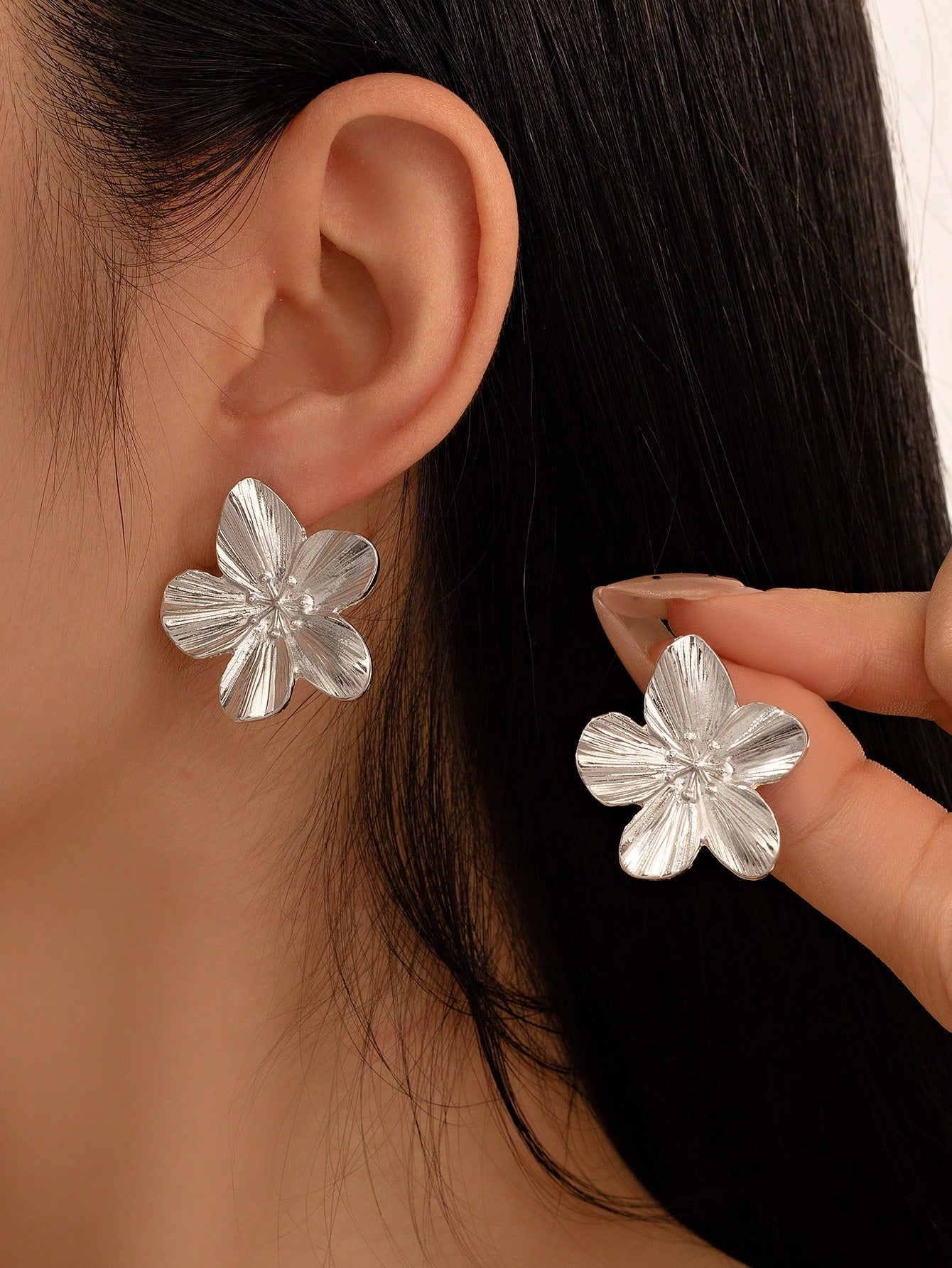 1 Pair Vintage Camellia Flower Stud Earrings, Simple 5-Petal Floral Earrings, Bridal Jewelry, Suitable For Wedding, New Year, Party