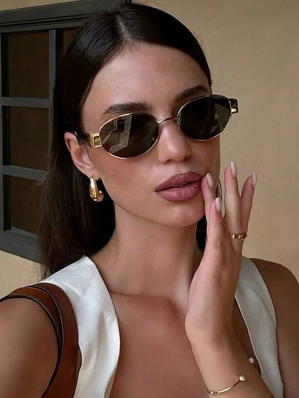 1pc Oval Metal Frame Glasses, Fashion Versatile, Suitable For Daily Commute, Beach Vacation, Street Photography, As Well As Summer Beach Holiday, Outdoor Activities And Travel.
