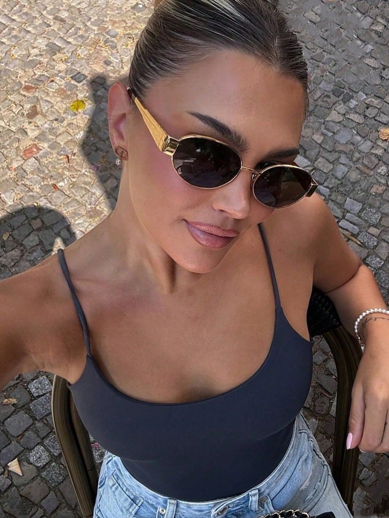 1pc Oval Metal Frame Glasses, Fashion Versatile, Suitable For Daily Commute, Beach Vacation, Street Photography, As Well As Summer Beach Holiday, Outdoor Activities And Travel.